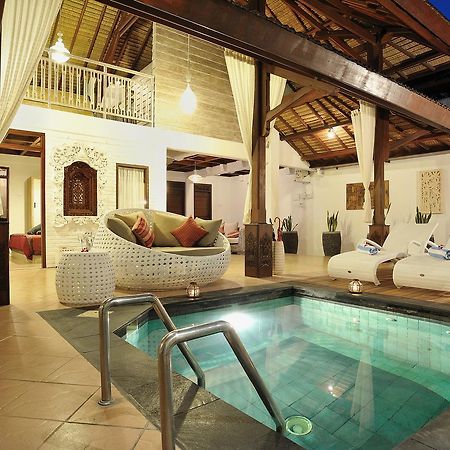 Villa Laksmana スミニャック エクステリア 写真